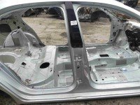 Próg prawy SŁUPEK ŚRODKOWY B Skoda Rapid HB 5d srebrny LA7W