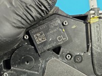 Zamek przód lewy VOLVO S60 II 10- EUROPA 31301737