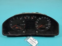 Licznik Audi A4 B5 1.8 20V 8D0919033CX EUROPA