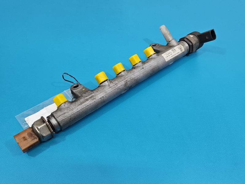 Listwa wtryskowa CZUJNIKI AUDI A4 B8 2.0 tdi 03L130089A, 057130764H, 03L906051