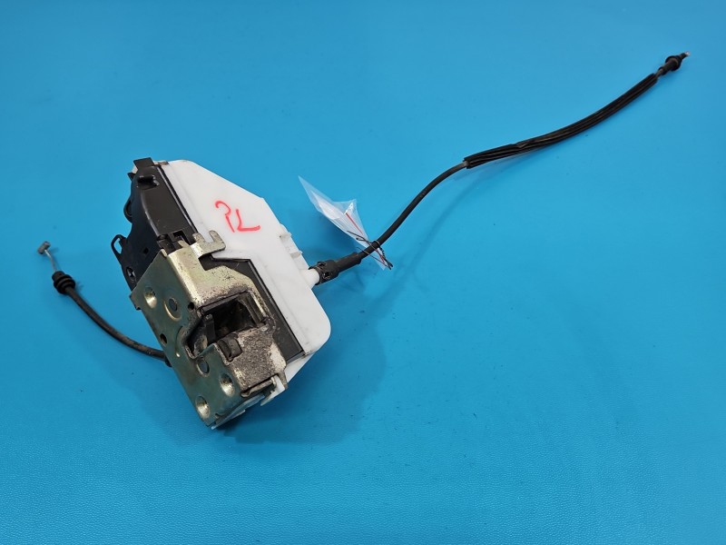 Zamek przód lewy Citroen C3 I EUROPA 5pin . Brak nr