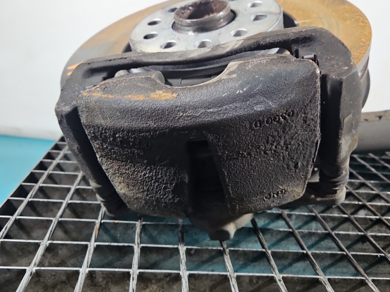 Zacisk przód lewy Vw Sharan II 10- 2.0 tdi