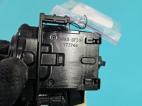 Przełącznik kierunkowskazów świateł Suzuki Swift Mk7 173744