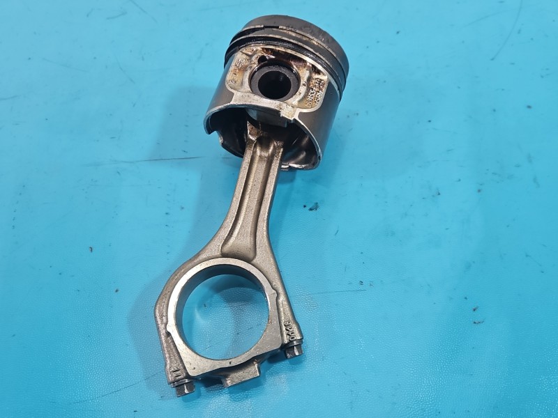 Tłok Land rover range Evoque I 11-18 2.0 td 150KM