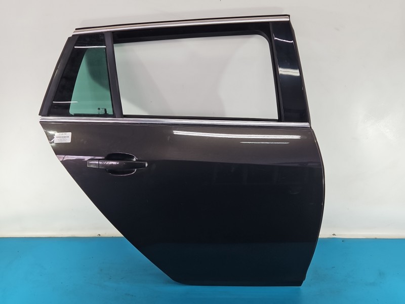 Drzwi tył prawe Opel Insignia A kombi 5d Z 190