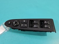 Przełącznik szyb Kia Sportage III 10-15 93570-3W100WK Producent części: KIA EU