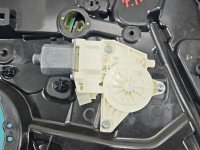 Podnośnik przód prawy Infiniti Q30 A2469065200