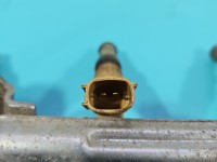 Wtryskiwacz Toyota Auris II 23250-0T030 1.8 hybryda