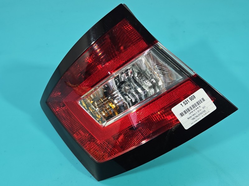 Lampa tył lewa KOMBI / Z LISTWĄ ŻARÓWKOWĄ / 14-22/ TYC ZAMIENNIK Skoda Fabia III kombi EUROPA