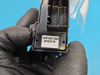 Przełącznik Grzania foteli lewy przód Hyundai I40 93730-3Z100