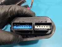 Instalacja Wiązka drzwi przód prawych Dodge Journey 68056750AA