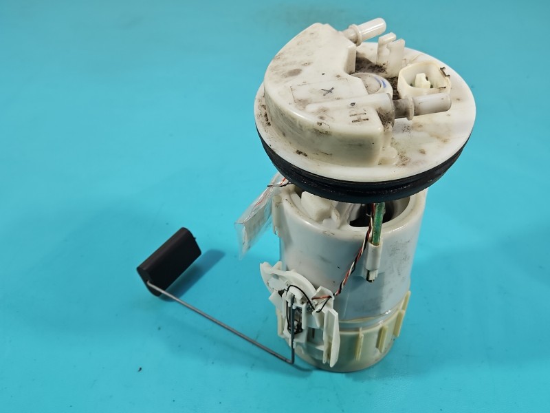 pompka Pompa paliwa Mitsubishi Space star 1.8 16V Mitsubishi, 5 pin