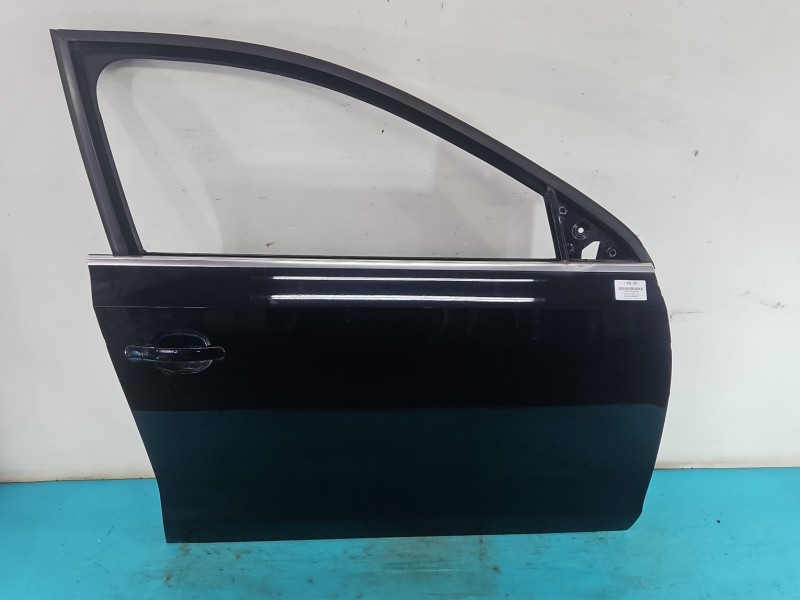 DRZWI PRZÓD PRAWE PASAŻERA Vw Jetta VI 4d czarny LC9X