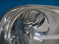 Reflektor prawy lampa przód Vw Jetta V EUROPA