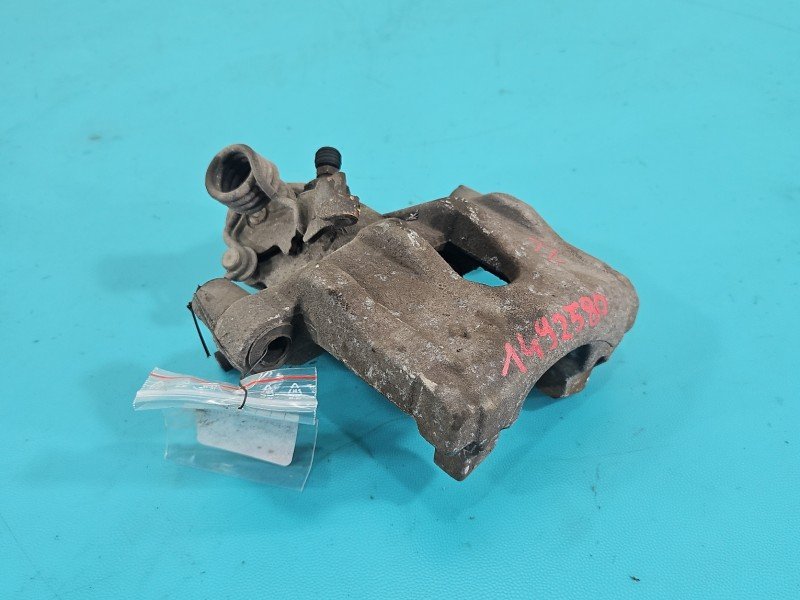Zacisk tył lewy MAZDA 3 II BL 08-13 1.6 CiTD HB