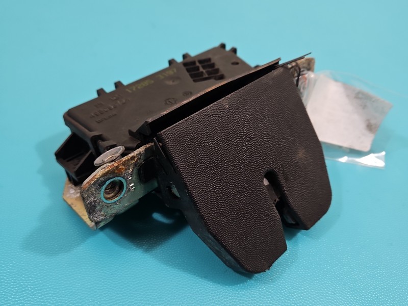 Zamek klapy tył 495058724 Opel Astra III H HB Producent części: OPEL, Europejska, 3pin hatchback