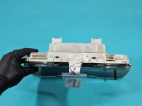 Licznik Toyota Avensis Verso 83800-44490 2.0 vvti EUROPA