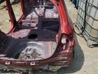 Błotnik tył prawy Toyota Yaris III bordowy 3N8 ćwiartka