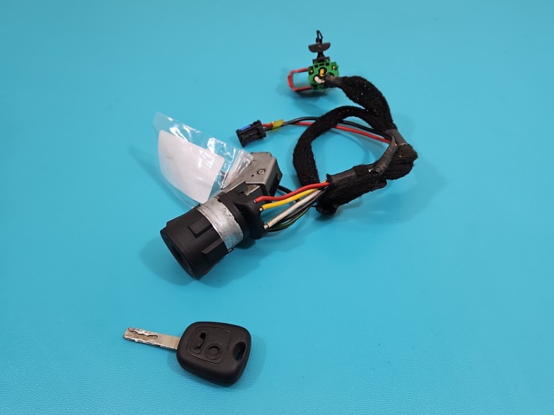 Stacyjka KLUCZYK WKŁADKA Peugeot 307