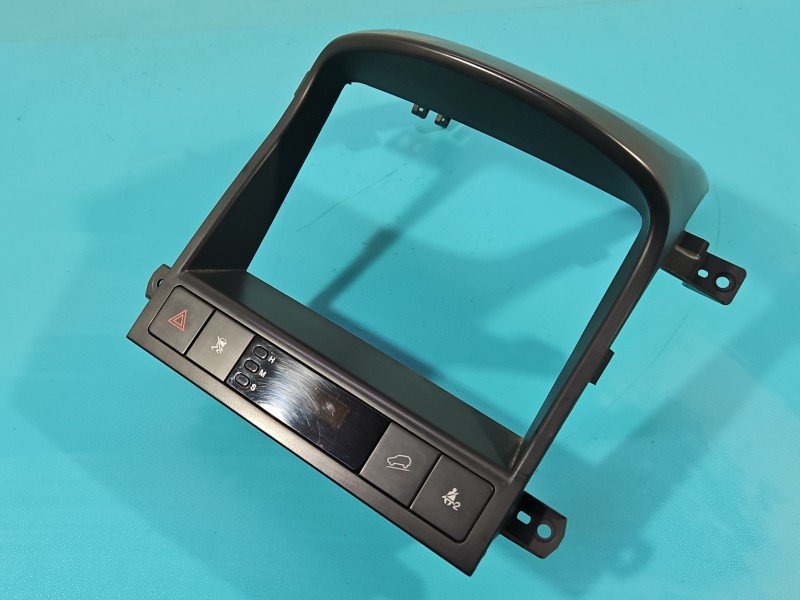 Ramka radia Chevrolet Captiva 96628249, 25000-00100 Ramka radia Chevrolet Captiva 96628249, 25000-00100
