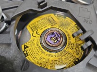 Poduszka powietrzna kierowcy airbag Skoda Octavia III 5E0880201B