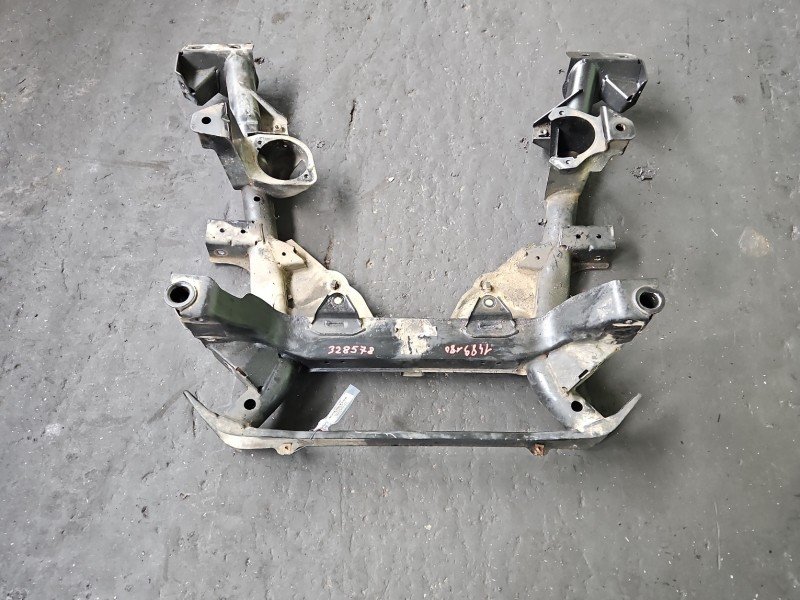 WÓZEK KOŁYSKA TRAWERS Sanki Belka silnika Bmw X3 e83 3.0d WÓZEK KOŁYSKA TRAWERS Sanki Belka silnika Bmw X3 e83 3.0d