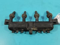 Cewka zapłonowa Peugeot 206 9628158580 1.1 8V wiel Peugeot, pęknięta przy mocowaniu