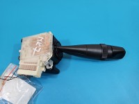 Przełącznik kierunkowskazów świateł Suzuki Swift Mk7 173744