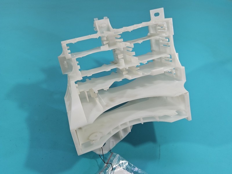 Mocowanie Europejska, Skrzynka mocowania komputera uchwyt LEXUS NX I 14-21 82877-78010