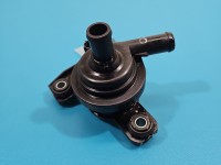 Pompka obiegu wody pompa Toyota Prius II XW20 03- 1.5b (1NZ)