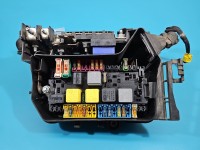 Skrzynka bezpieczników MERCEDES W176