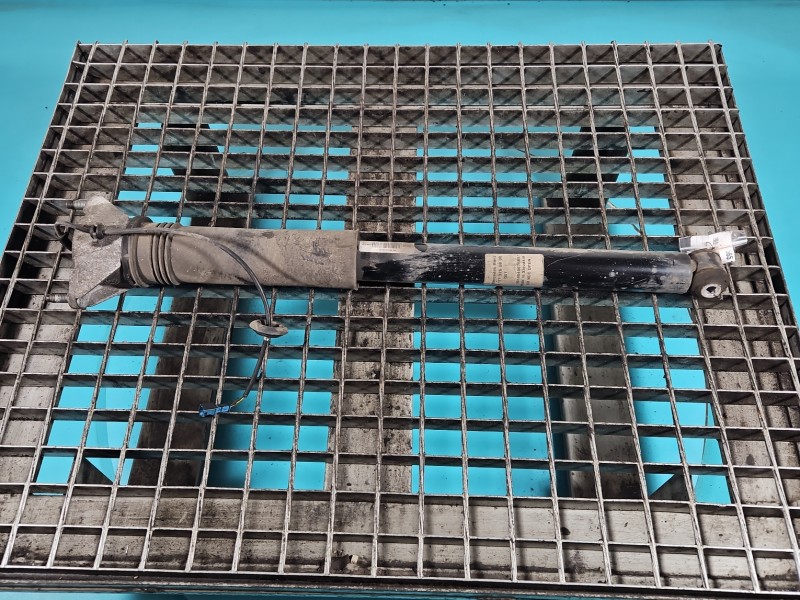 Amortyzator tył prawy Mercedes W177 tylny