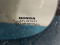 Szyba karoseryjna tył lewa Honda CR-V II 01-06 HB