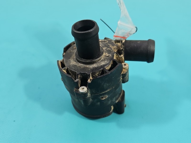 Pompka obiegu wody pompa Land rover range Evoque I 11-18 2.0 td 0392023249