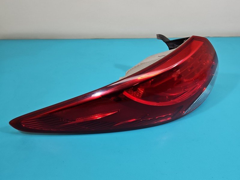 Lampa tył lewa Hyundai, Z BŁOTNIKA 09-13 Hyundai Ix35 09-13 HB