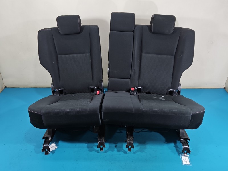 Kanapa tył fotel tylny Toyota Rav4 IV