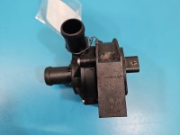 Pompka obiegu wody pompa Skoda Kamiq 1.0 TSI 5Q0965567N