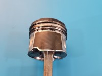 Tłok Toyota Avensis III T27 2.0 D4D 126KM