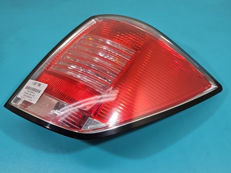 Lampa tył prawa Opel Astra III H kombi