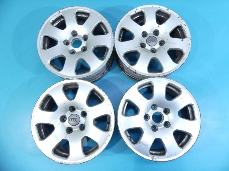 Felga aluminiowa 15" komplet alufelgi felgi Audi A4 B6 Felga aluminiowa 15" komplet alufelgi felgi Audi A4 B6
