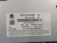 Radio fabryczne Skoda Octavia III 5E0919606 radioodtwarzacz