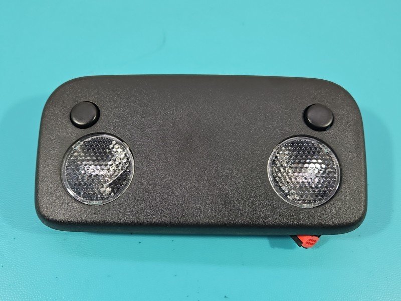 Lampa kabiny lampka Ford Mustang V 04-14 AR33-63519A58-A Lampa kabiny lampka Ford Mustang V 04-14 AR33-63519A58-A