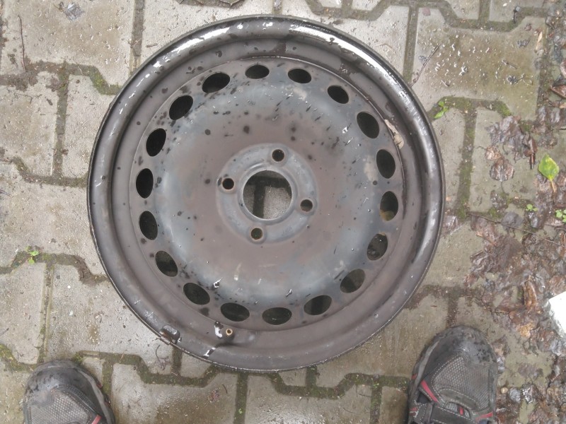 Felga stalowa 15" Renault Clio IV 12-20 Szerokość felgi: 6.0", Rozstaw śrub: 4x100, RENAULT, Kod producenta: rc4, 6Jx15H2...