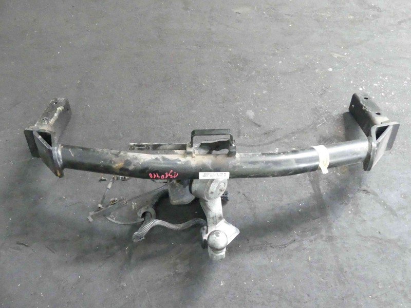 Hak holowniczy AUDI Q5 8R 08-