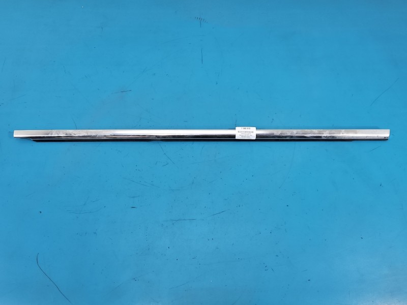 Listwa drzwi tył lewa Mercedes W213 A2137300124 sedan