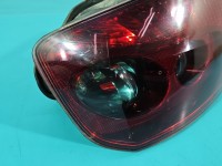Lampa tył lewa Peugeot, Uszkodzone mocowanie wkładu, pęknięcie przy żarówce, valeo Peugeot 407 sedan