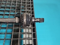 Półoś tył prawa Mercedes W177 2.0 T automat