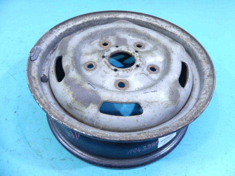 Felga stalowa 16" Ford Transit 00-06 Średnica felgi: 16", Szerokość felgi: 5.5", Rozstaw śrub: 5x160, Producent felg: FORD,... Felga stalowa 16" Ford Transit 00-06 Średnica felgi: 16", Szerokość felgi: 5.5", Rozstaw śrub: 5x160, Producent felg: FORD,...