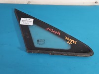 Szyba karoseryjna przód prawa Opel Corsa D drzwi HB