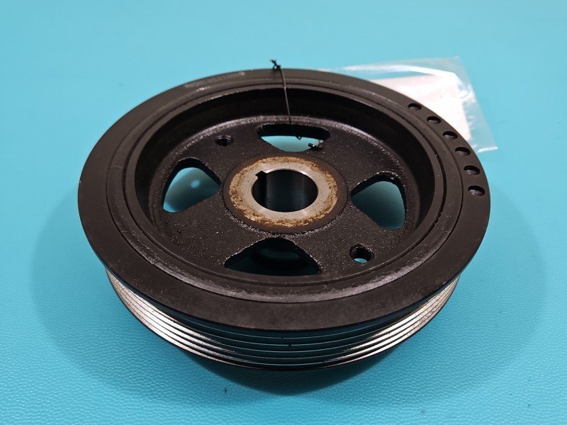 Koło pasowe wału korbowego Toyota Avensis III T27 2.0 16v